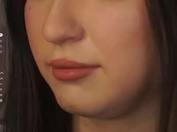 lynngroves from Chaturbate