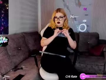 madamxraven from Chaturbate