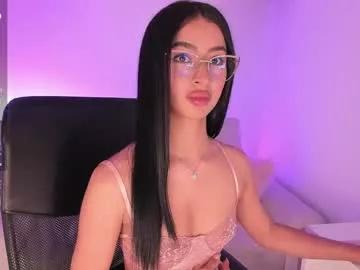 maddy_bronw from Chaturbate