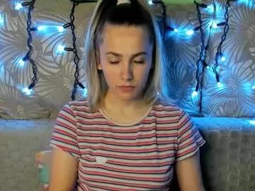 Maggiecake from Chaturbate