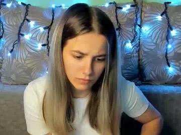 Maggiecake from Chaturbate