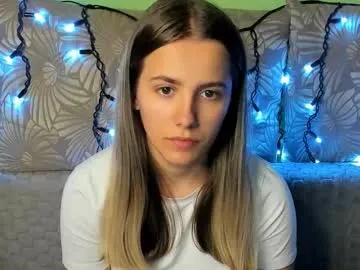 Maggiecake from Chaturbate