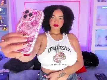 malaikabrown from Chaturbate