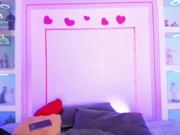 malaikabrown from Chaturbate