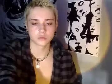 mammothboii2 from Chaturbate
