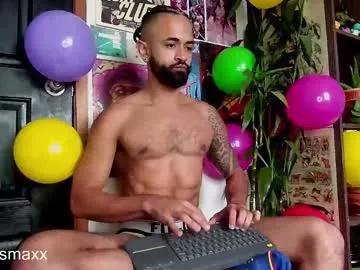 Max_greenn from Chaturbate