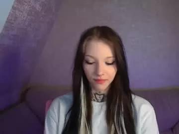 mefwhore from Chaturbate is Away