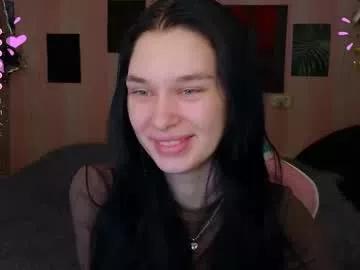 mella_freya from Chaturbate