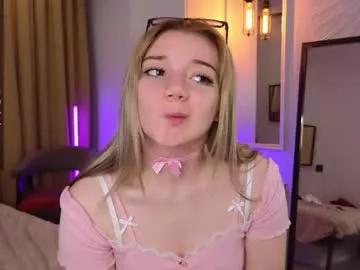 miamoreira from Chaturbate