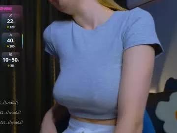 miiss_llindall from Chaturbate