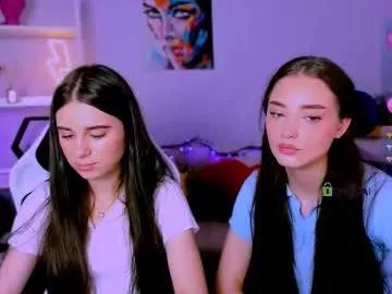 miki_nikki from Chaturbate