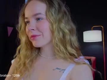 milly_shy from Chaturbate
