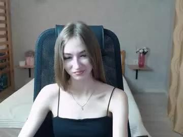 mimicrash from Chaturbate