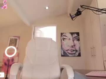 missketzaly from Chaturbate