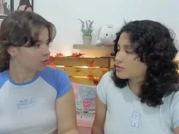 molly_and_ivy from Chaturbate