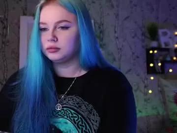 moon_valkyriie from Chaturbate