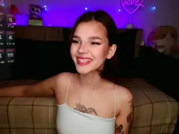 moto_ponchik from Chaturbate
