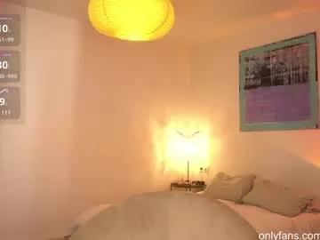 n_o_v_a from Chaturbate is Freechat