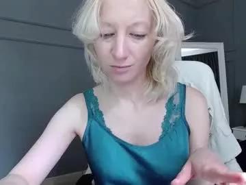 natalie_bitton from Chaturbate