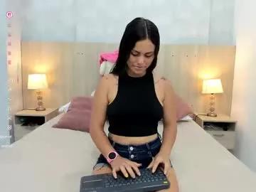 nataly_calderon from Chaturbate