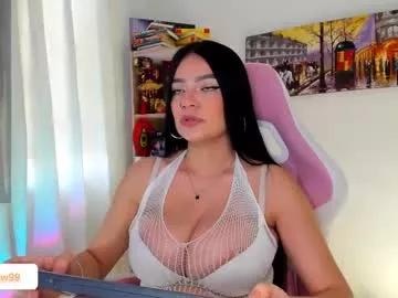 natasha_oficial from Chaturbate