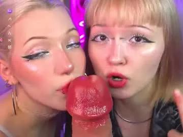nikkisilk from Chaturbate