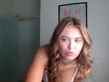 ninanoell from Chaturbate