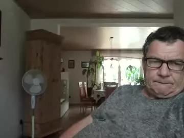 nobbie44 from Chaturbate
