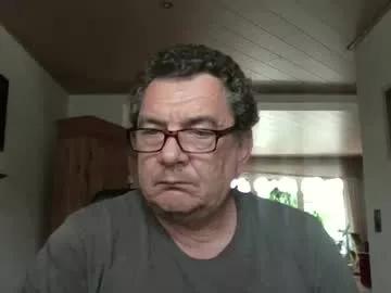 nobbie44 from Chaturbate