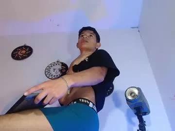 officialdominic from Chaturbate