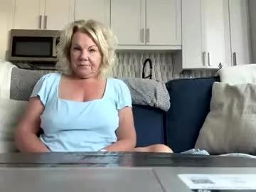 oneoften1000 from Chaturbate