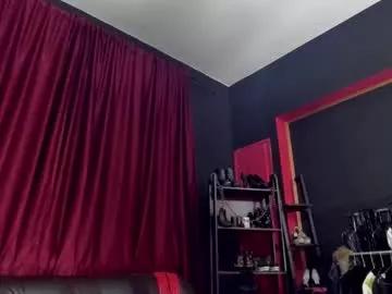 puffy_love from Chaturbate