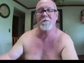 pussylover1365 from Chaturbate