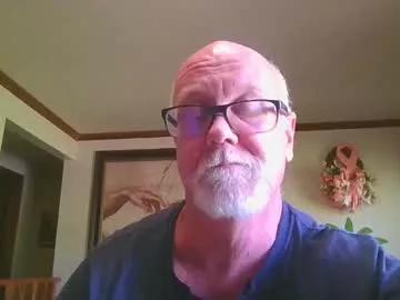 pussylover1365 from Chaturbate