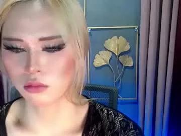 queena10 from Chaturbate