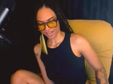 queendom_ing from Chaturbate