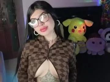 queenlamia from Chaturbate
