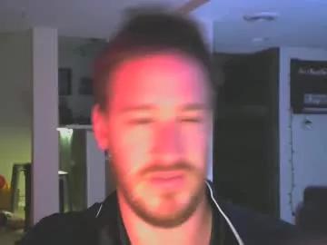 reddawg14 from Chaturbate