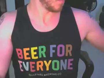 reddawg14 from Chaturbate