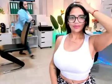 Redskyxxx_ from Chaturbate