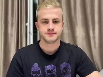 rodrigoveira from Chaturbate
