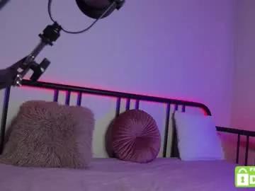 roxxxie_reid from Chaturbate