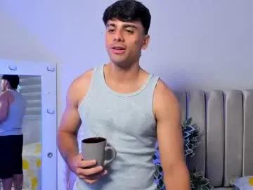 russ_w8 from Chaturbate