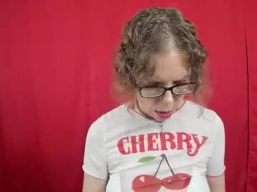 saradesirexo from Chaturbate