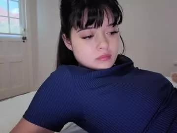 sarah_heart_aus from Chaturbate