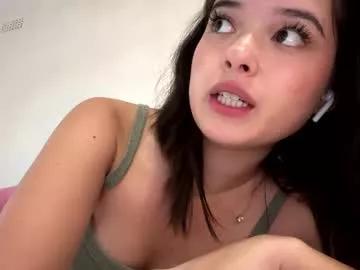sarah_heart_aus from Chaturbate