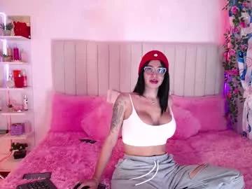 sarah_trinny from Chaturbate