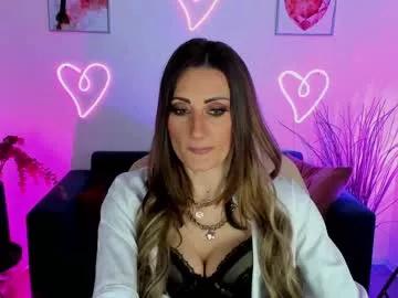 sarahholly from Chaturbate
