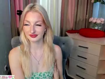 sarrah_blush from Chaturbate