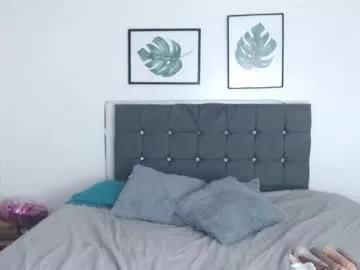 selena_hotmilf from Chaturbate